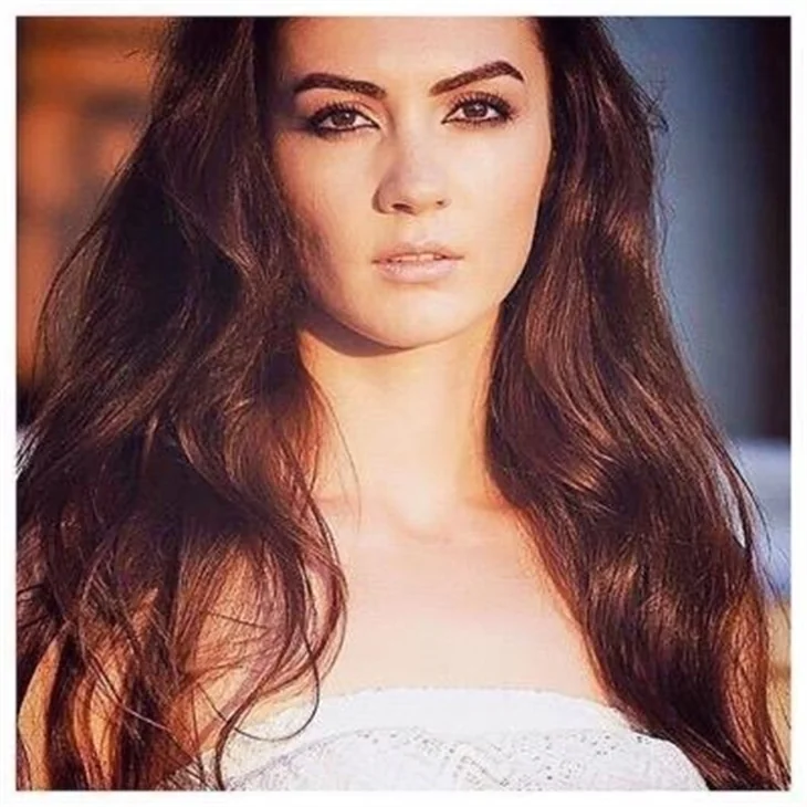 Burcu Özberk hakkında az bilinen 5 gerçek!