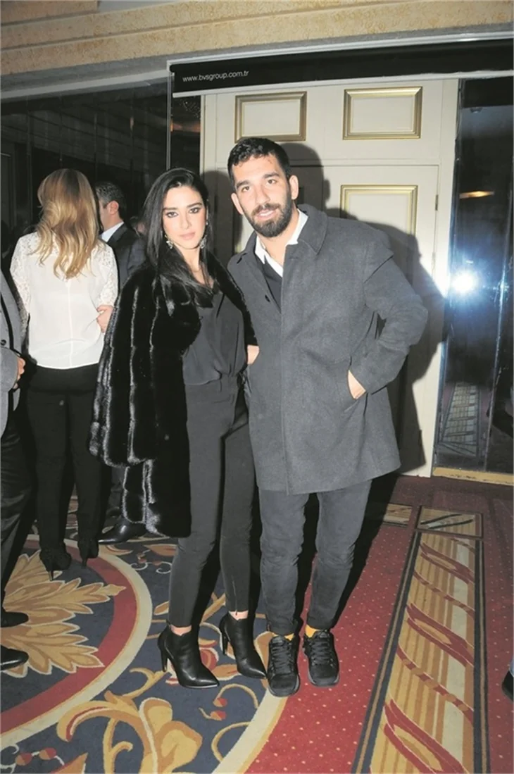 Arda Turan sette kaza geçirdi!