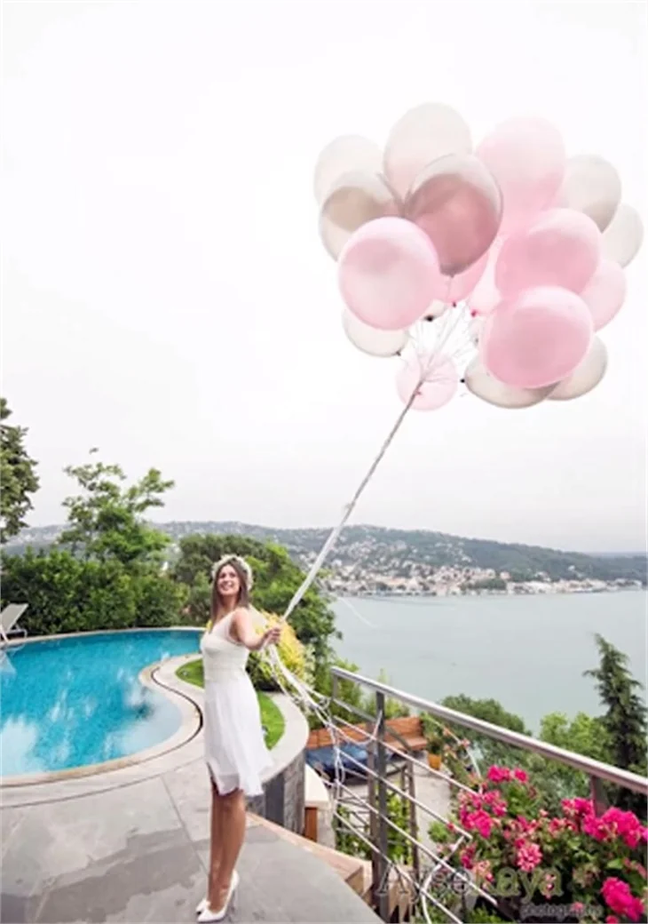 Buse Terim düğün fotoğraflarını takipçileriyle paylaştı