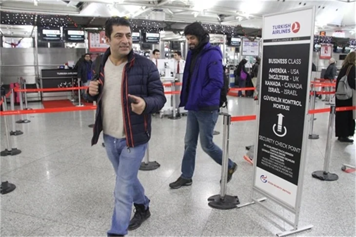 Havalimanı aşk limanı oldu!