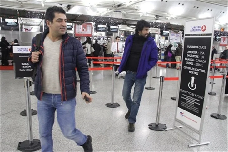 Havalimanı aşk limanı oldu!