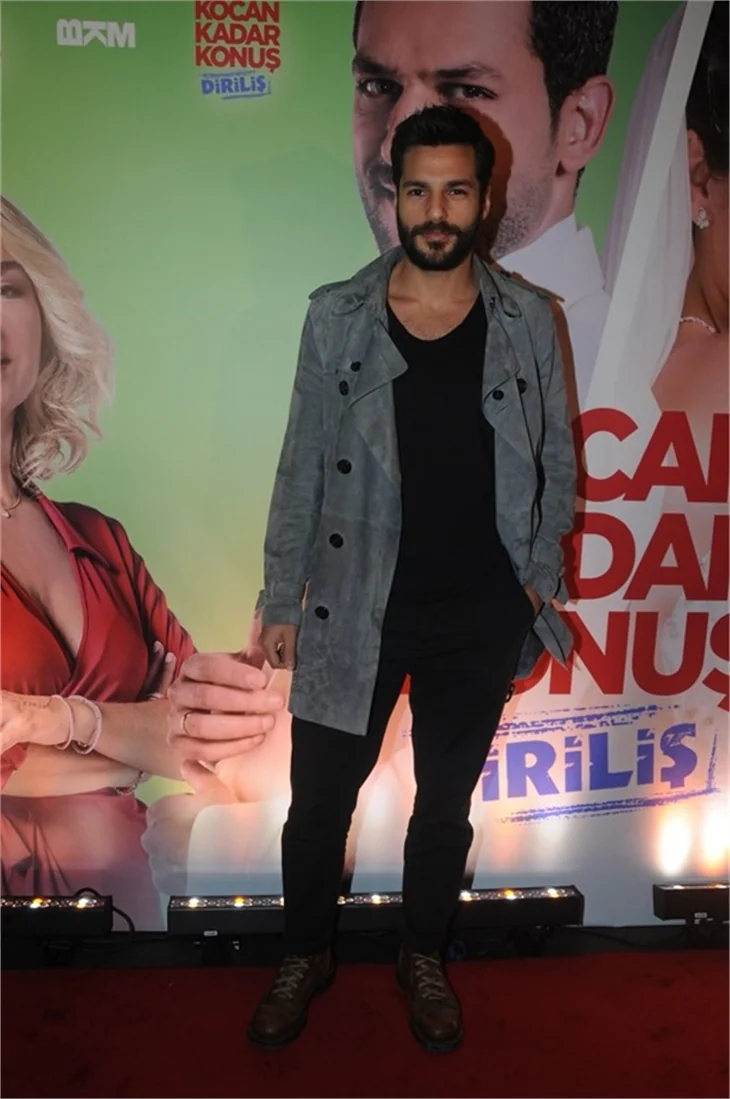 ‘Kocan Kadar Konuş: Diriliş'in galasına ünlü akını