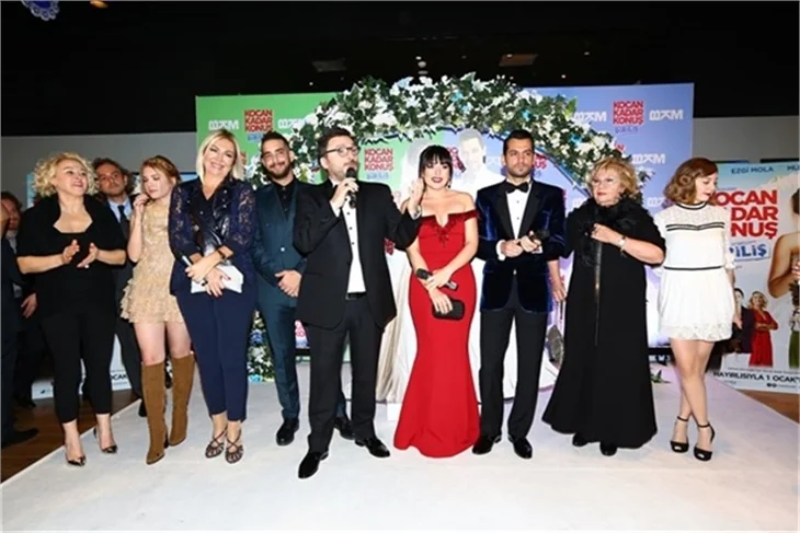 ‘Kocan Kadar Konuş: Diriliş'in galasına ünlü akını