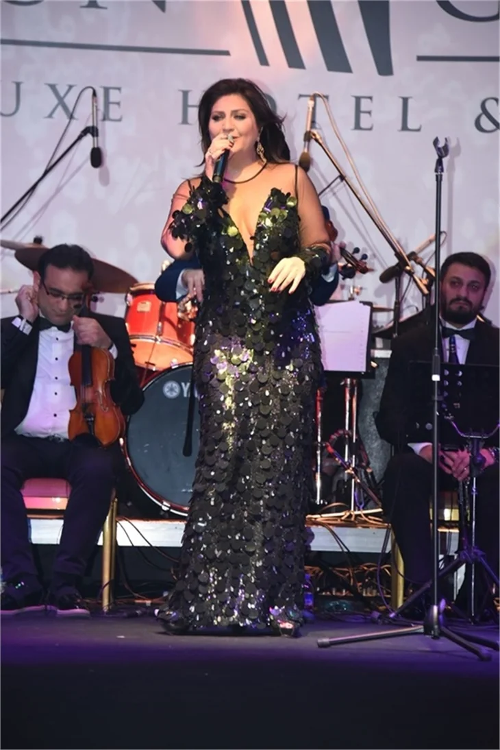 Sibel Can'dan 14 Şubat sürprizi!