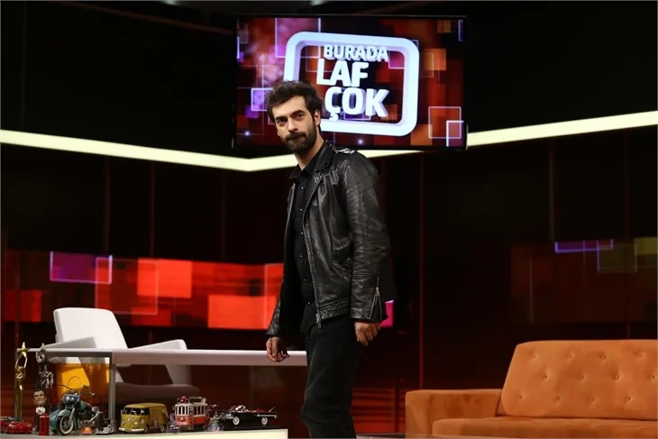 Komiser Poyraz gitarist olursa...