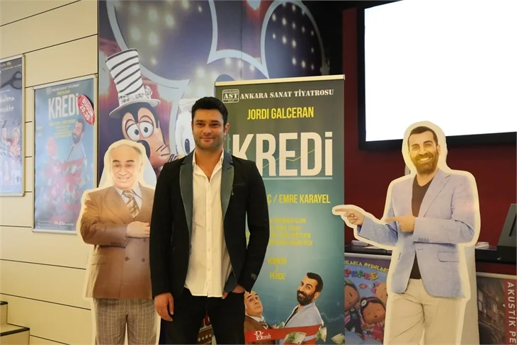 Ünlü isimleri bir araya getiren tiyatro oyunu!