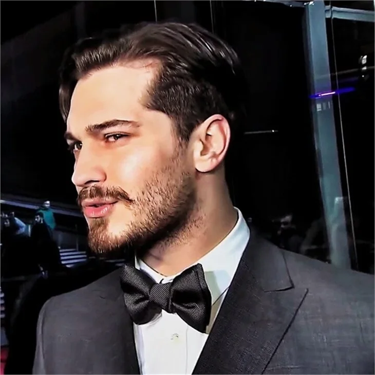 Çağatay Ulusoy'un İzmir kaçamağı!