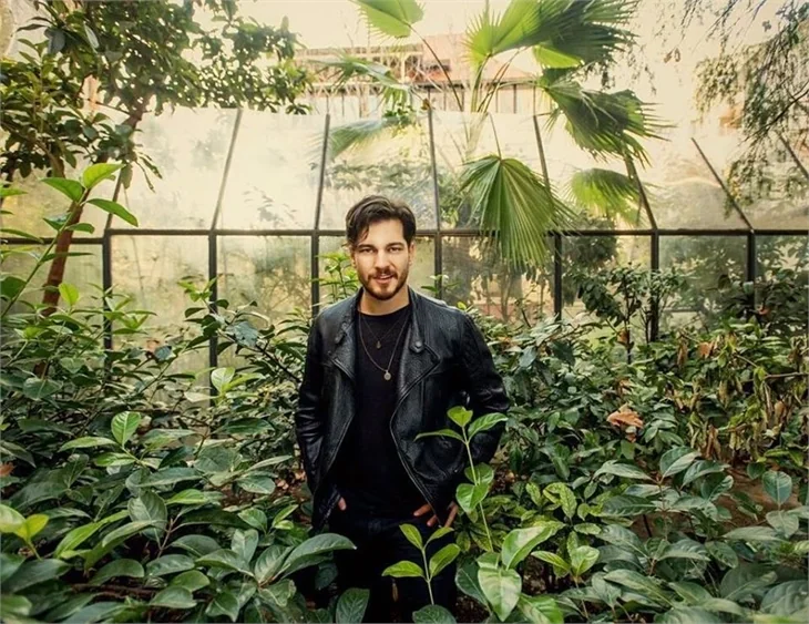 Çağatay Ulusoy'un İzmir kaçamağı!