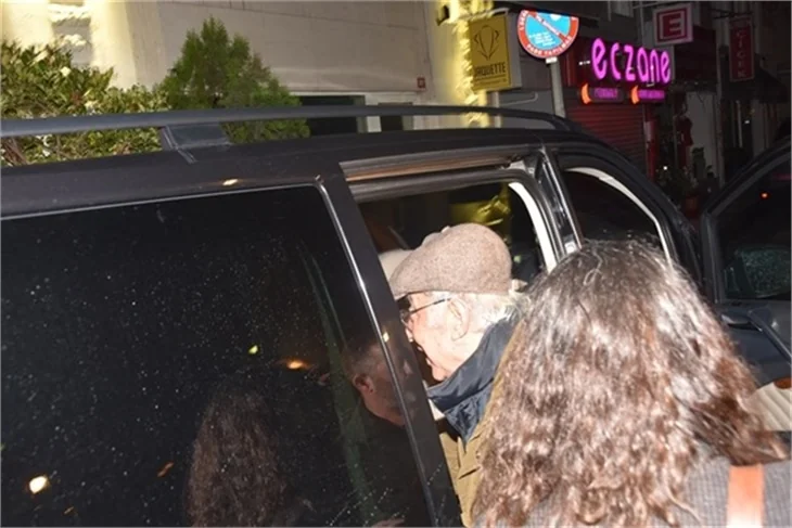 Cem Yılmaz yeni aşkı Dilara Gönder ile yakalandı