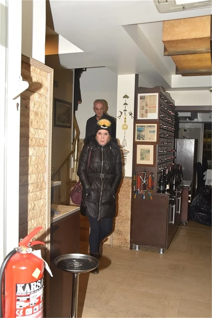 Cem Yılmaz yeni aşkı Dilara Gönder ile yakalandı