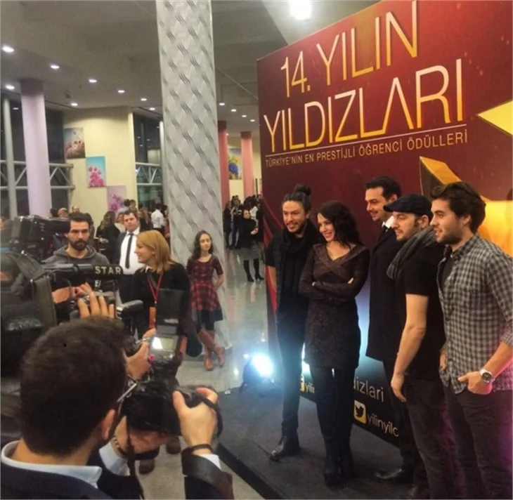 Yılın yıldızları ödüllerini aldı!
