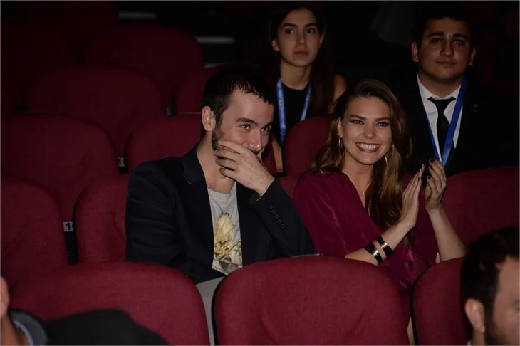 Yıldızlar ödüllerini aldı!