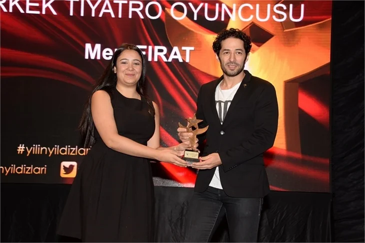 Yıldızlar ödüllerini aldı!
