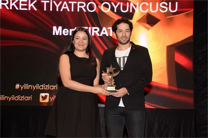 Yıldızlar ödüllerini aldı!