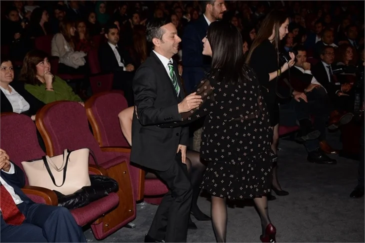 Yıldızlar ödüllerini aldı!
