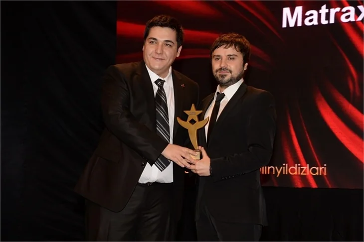 Yıldızlar ödüllerini aldı!