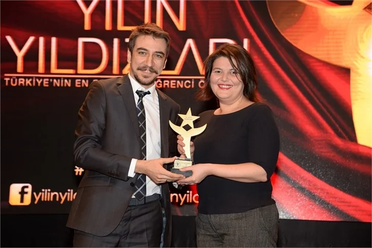 Yıldızlar ödüllerini aldı!