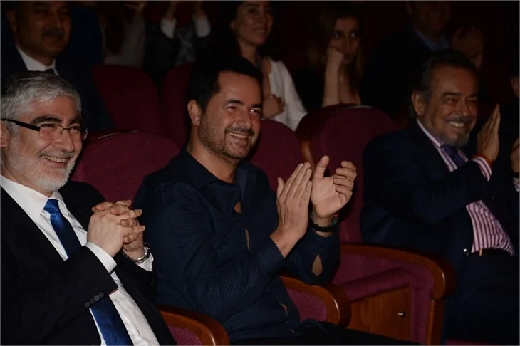 Yıldızlar ödüllerini aldı!