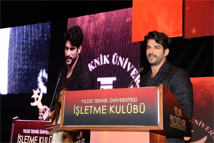 Yıldızlar ödüllerini aldı!