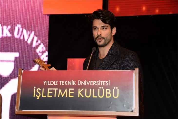 Yıldızlar ödüllerini aldı!