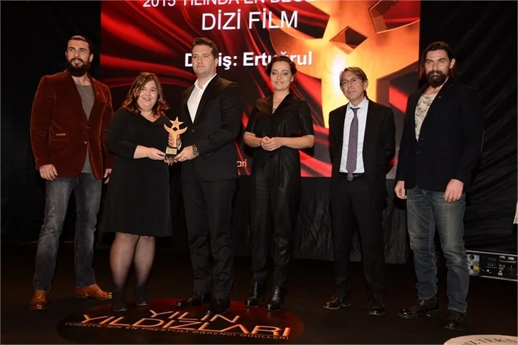 Yıldızlar ödüllerini aldı!