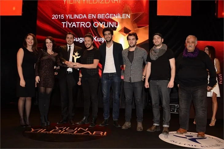Yıldızlar ödüllerini aldı!