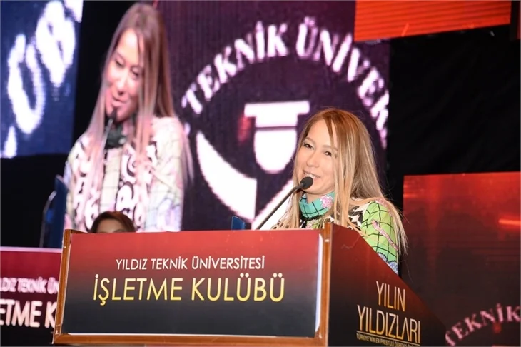 Yıldızlar ödüllerini aldı!