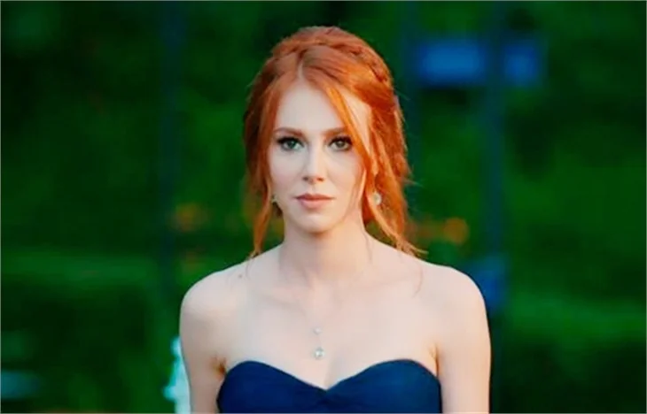 Elçin Sangu'ya kötü haber!
