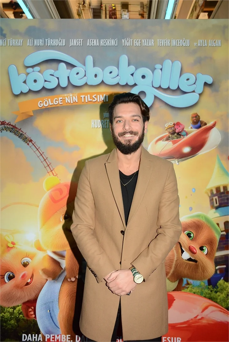 Köstebekgiller'in galasına ünlü akını!