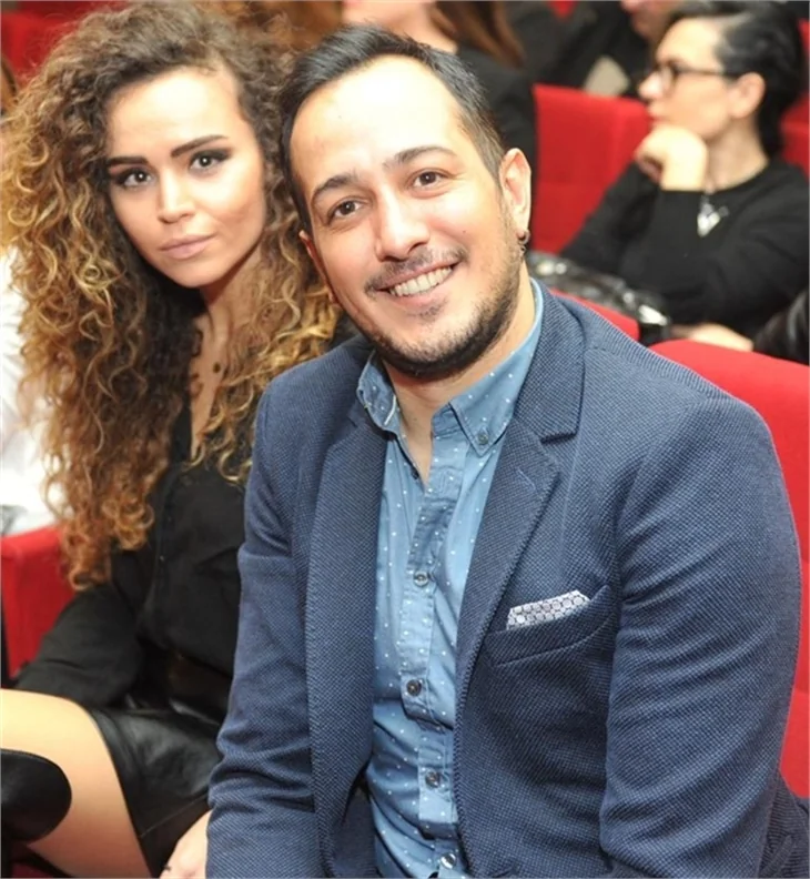 Sarp Apak: Annem "ne zaman evleneceksin?" diye sormuyor!