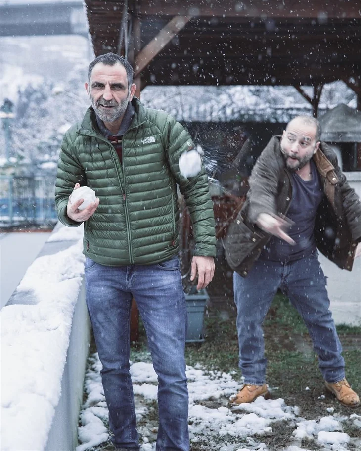 Ünlülerin kar paylaşımları