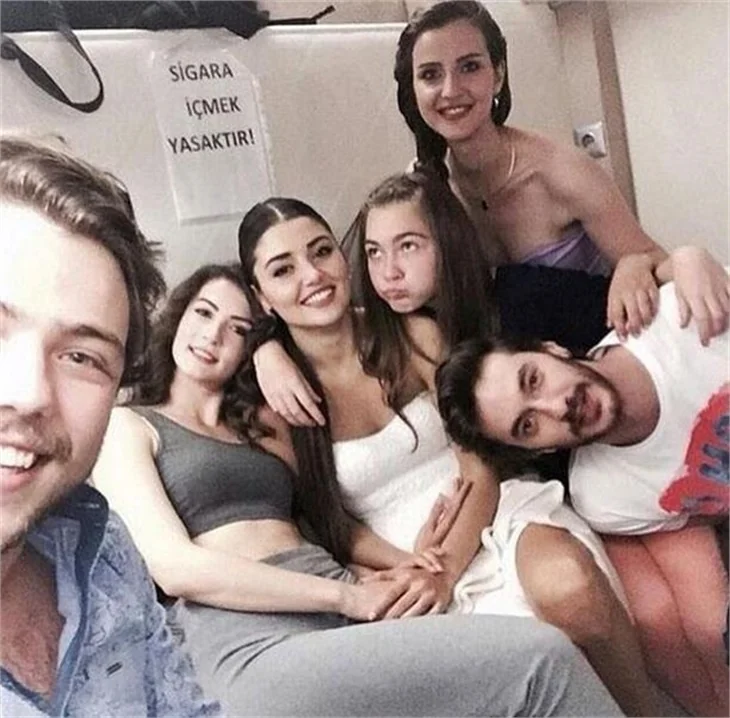 Güneşin Kızları'nın setinde neler oluyor?