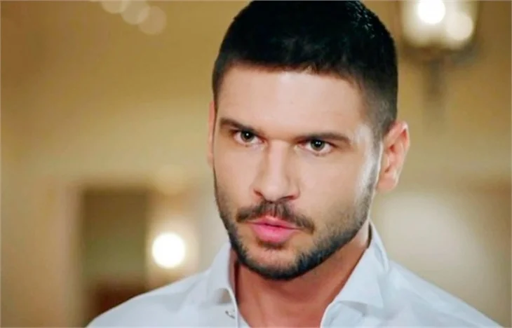 Ferdi Tayfur'dan Tolgahan Sayışman'a teklif!
