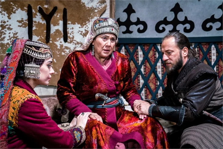 Diriliş 'Ertuğrul'da Oba'da büyük deprem!