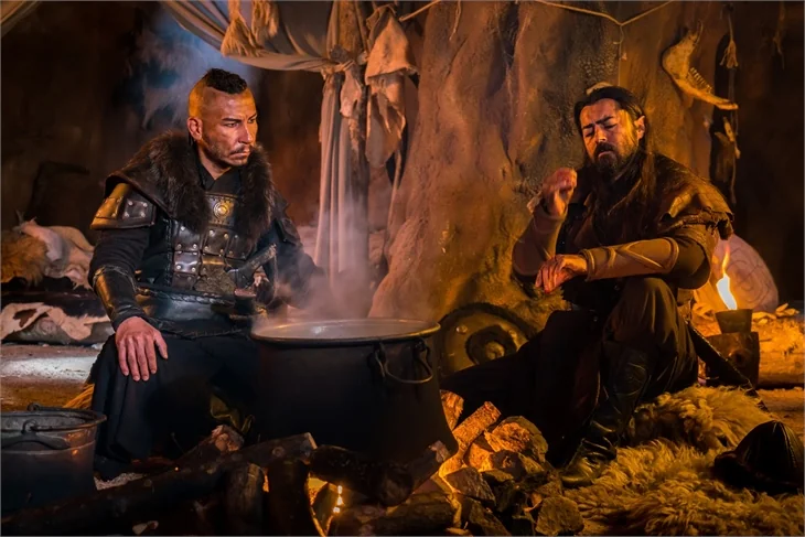 Diriliş 'Ertuğrul'da Oba'da büyük deprem!