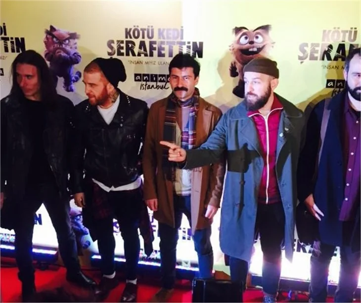 Kötü Kedi Şerafettin filminin galasına ünlü akını