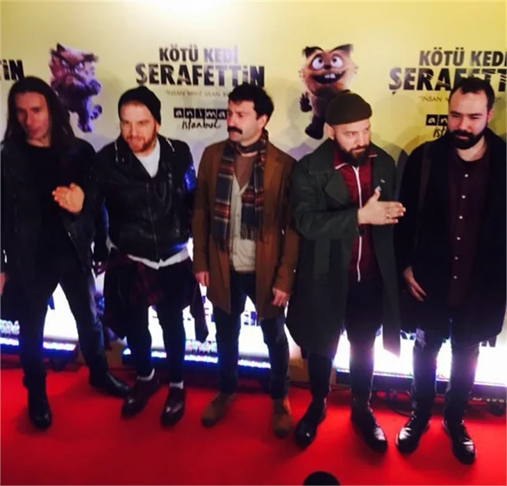 Kötü Kedi Şerafettin filminin galasına ünlü akını