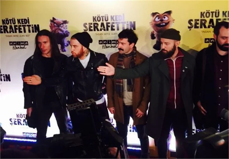 Kötü Kedi Şerafettin filminin galasına ünlü akını