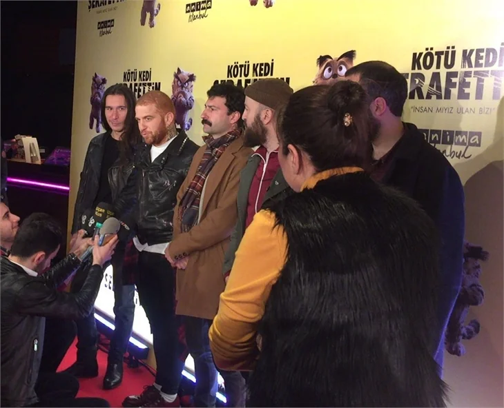 Kötü Kedi Şerafettin filminin galasına ünlü akını