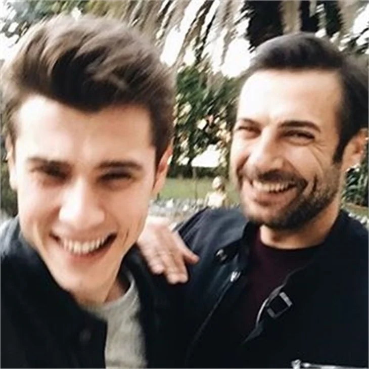 Güllerin Savaşı ekibinden veda kareleri