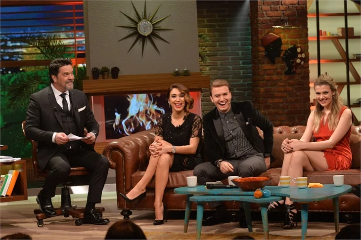 Beyaz Show'da kahkaha tufanı!
