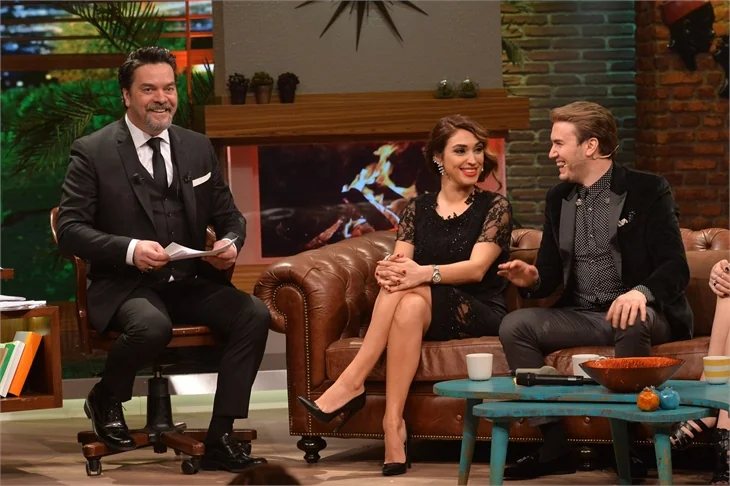 Beyaz Show'da kahkaha tufanı!