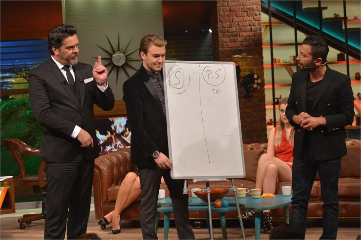 Beyaz Show'da kahkaha tufanı!