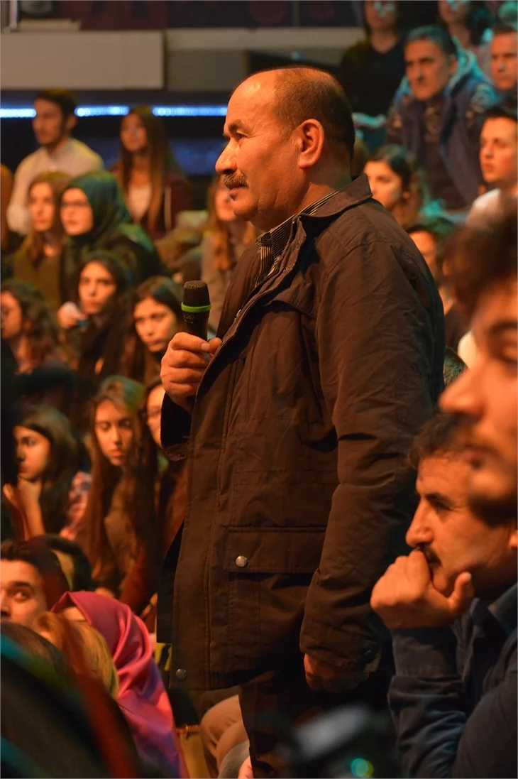 Beyaz Show'da kahkaha tufanı!