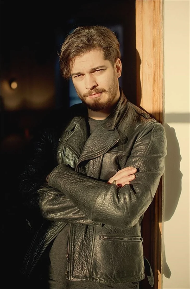 Çağatay Ulusoy'dan ilginç rekor!