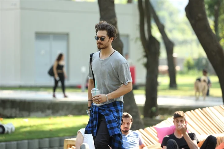 Çağatay Ulusoy'dan ilginç rekor!