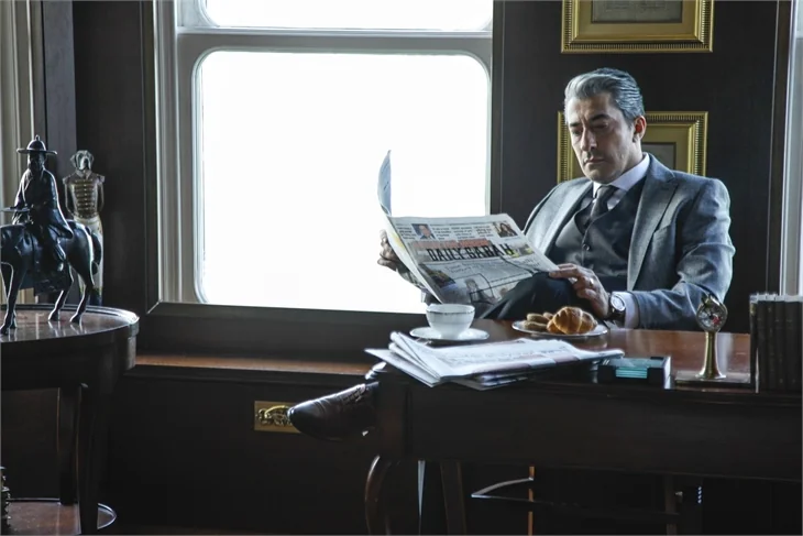 Paramparça 54. yeni bölümde nikahta büyük sürpriz...