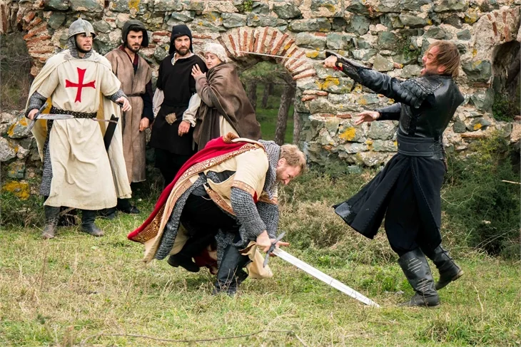 Diriliş'te Ertuğrul'u etkileyen olay ne?