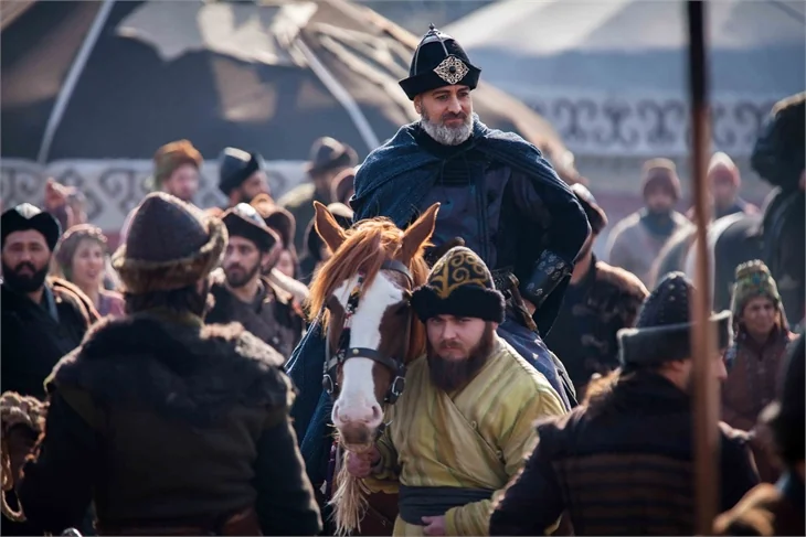 Diriliş'te Ertuğrul'u etkileyen olay ne?