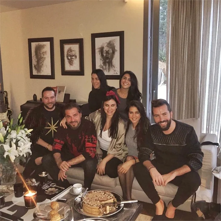 Engin Altan Düzyatan ve Neslişah Alkoçlar'a bebek ziyareti